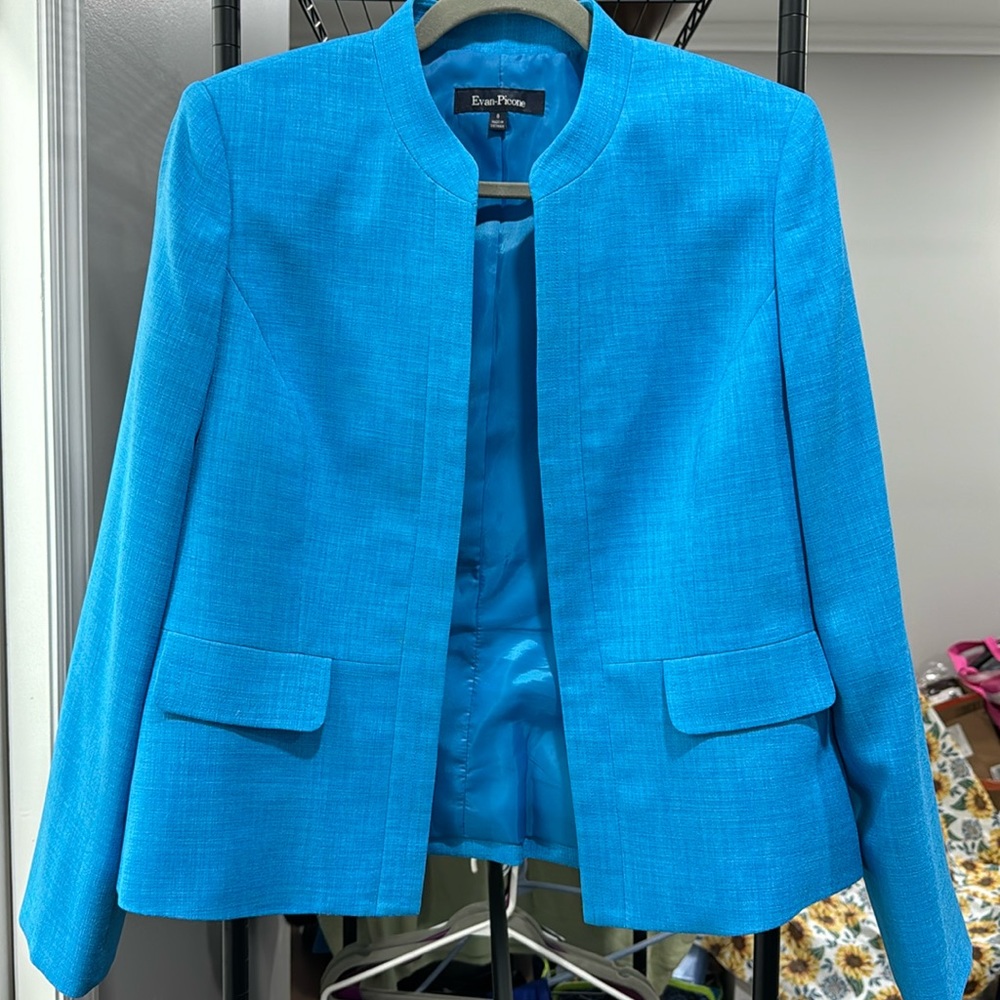 Beautiful Blue Evan-Picone Blazer